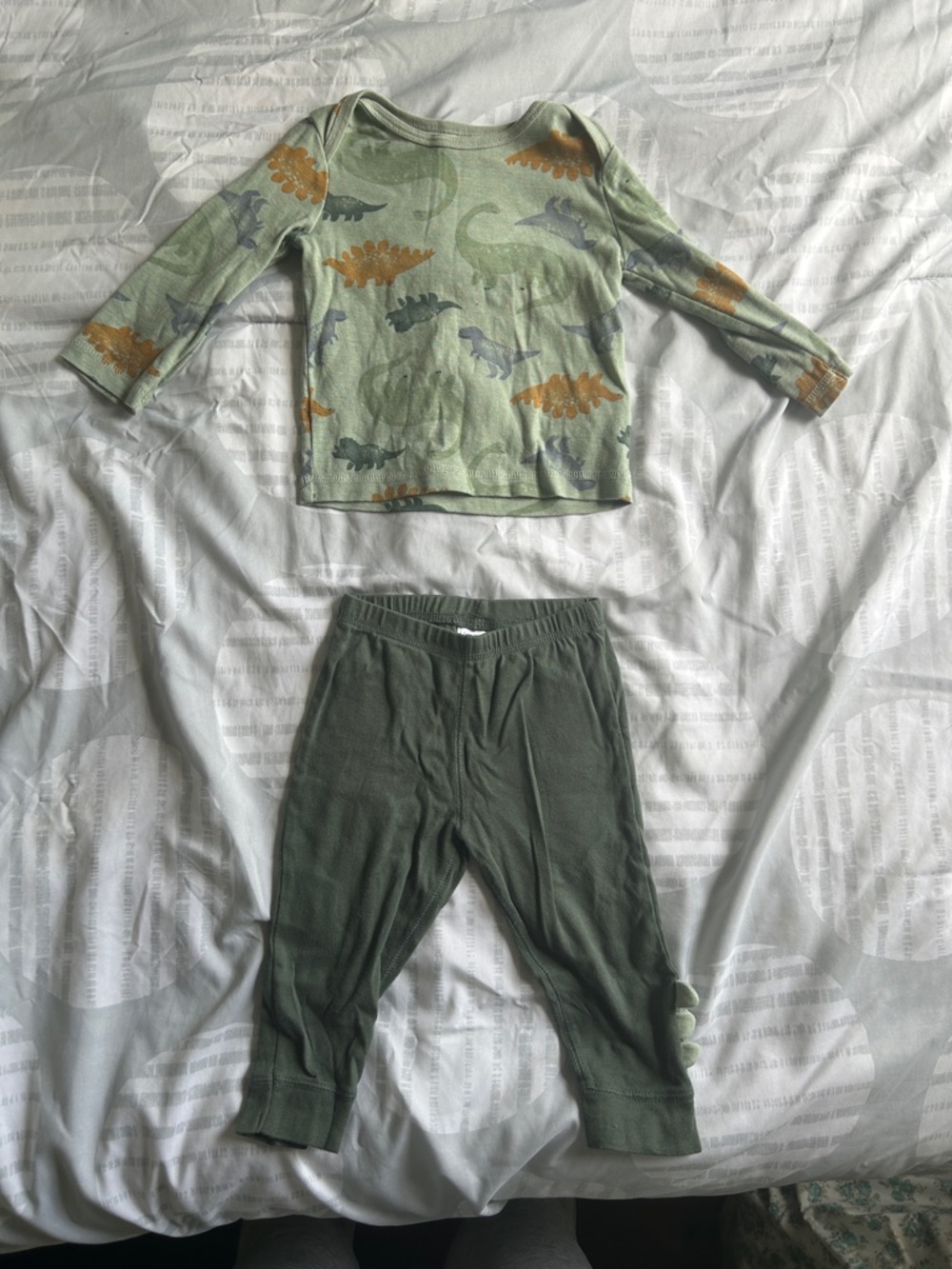 Kids Green Dinosaur Set